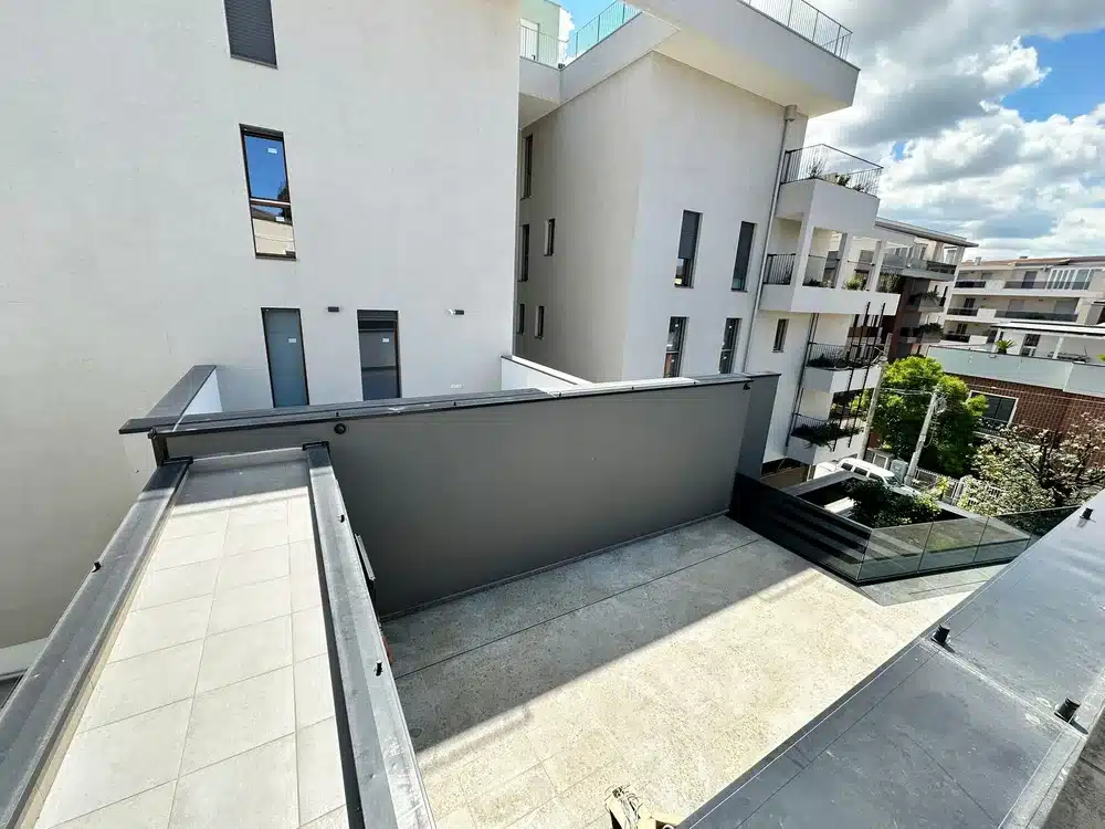 Caso studio Birdstop di allontanamento volatili: Villa ad Altamura, Terrazzi e impianto fotovoltaico